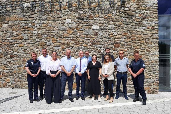 Visite d’une délégation de Guernesey à la sous-préfecture de St Malo